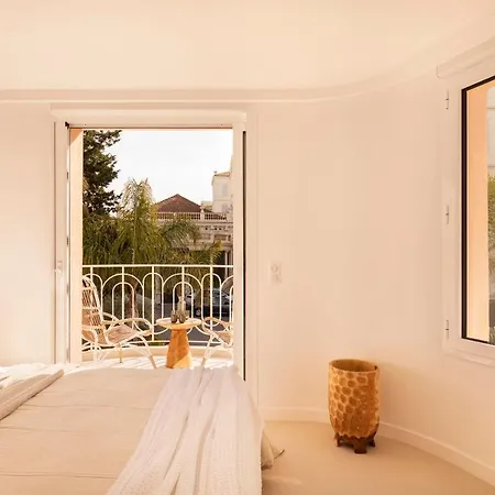 Maison Carla Rosa Hotel apartamentowy