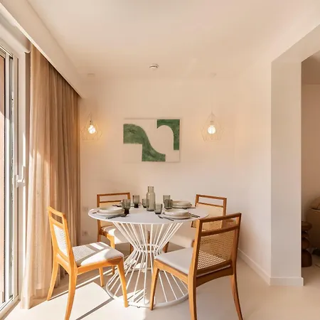Maison Carla Rosa Hotel apartamentowy Cannes